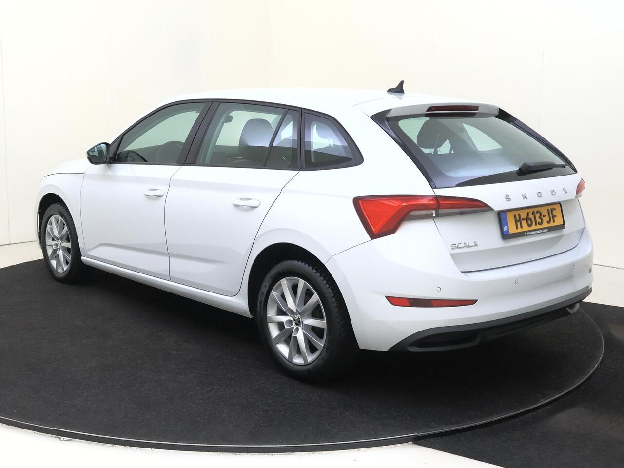 Skoda SCALA 1.0 TSI Style | Virtual cockpit | Cruise control | Navigatie | Climate control | Groot multimedia scherm | CarPlay | Keyless start |