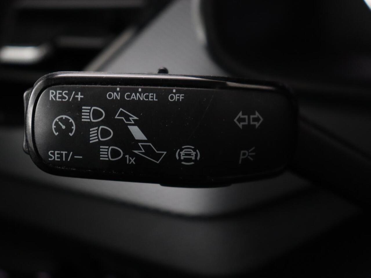 Skoda SCALA 1.0 TSI Ambition | Carplay | Full LED | Cruise control | Airco | Bluetooth | DAB