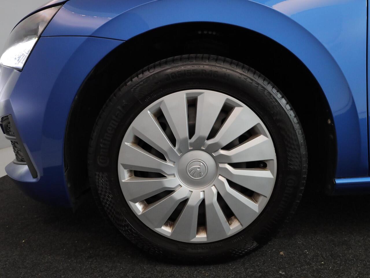 Skoda SCALA 1.0 TSI Active 115 pk | Airco | Cruise control | LED koplampen | Elektr. spiegels |