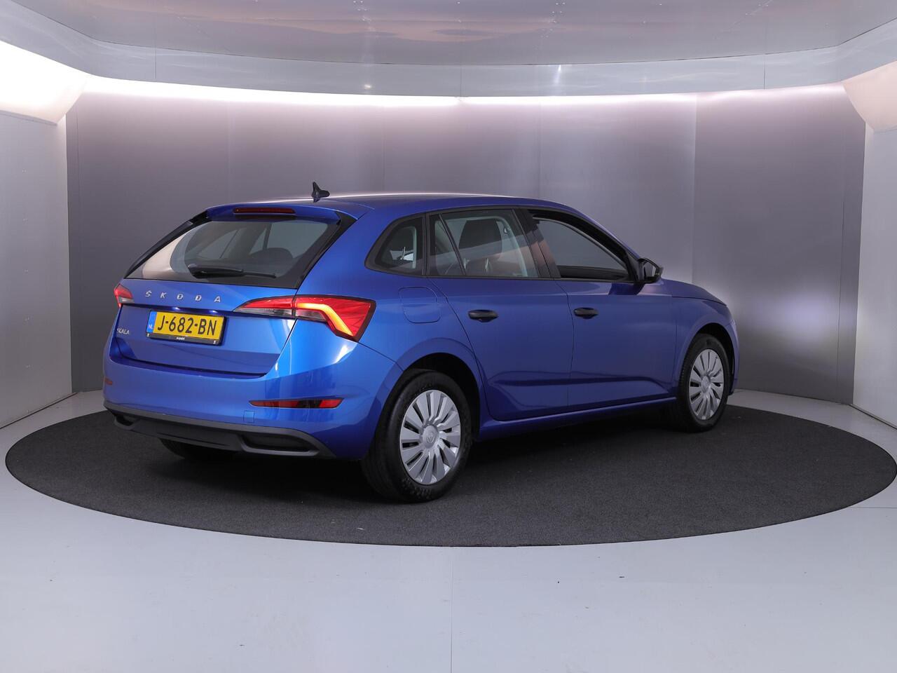 Skoda SCALA 1.0 TSI Active 115 pk | Airco | Cruise control | LED koplampen | Elektr. spiegels |