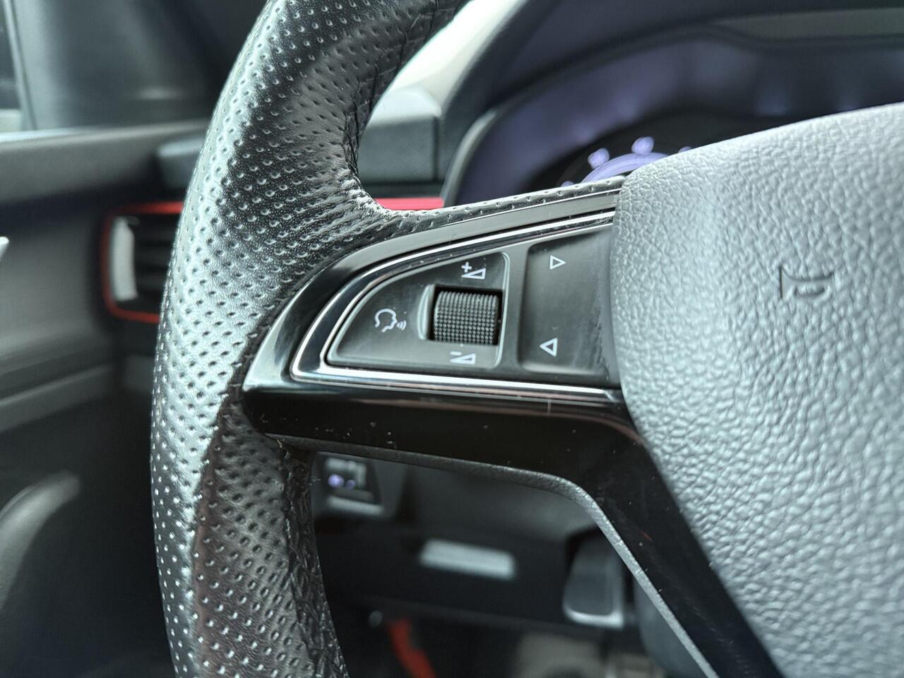 Skoda SCALA 1.0 TSI Sport Business | 115 PK | Climate control | Cruise control | Stoelverwarming |