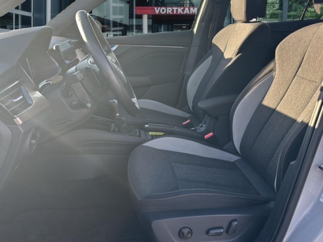 Skoda SCALA 1.0 TSI DSG STYLE GLAS-DAK/CAMERA/NAVI/CARPLAY/ACC/E-KLEP/STOELVERW