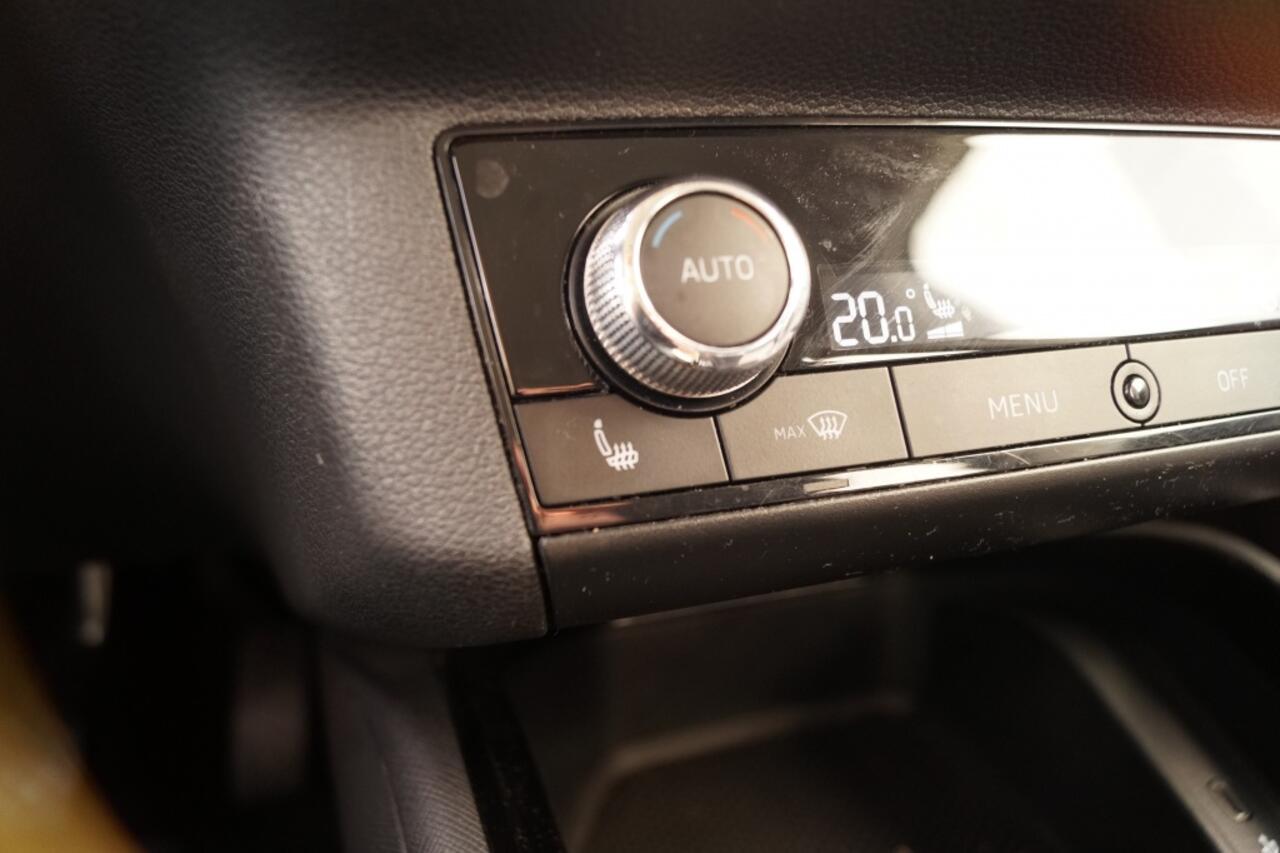 Skoda SCALA 1.0 TSI 110pk Style -NAVI-ECC-LED-PDC-