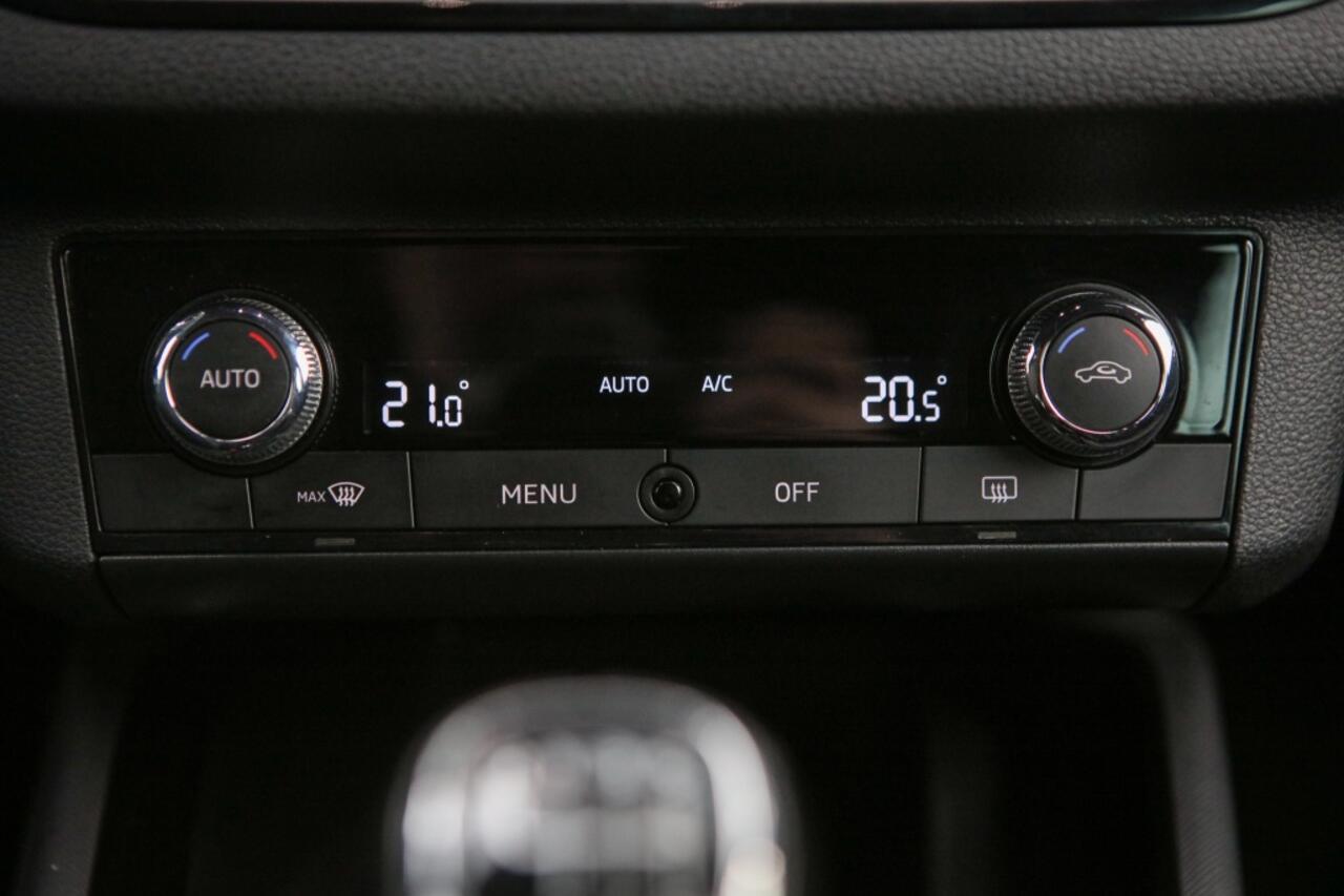 Skoda SCALA 1.0 TSI Sport | Schaalstoelen | Cruise | Carplay |