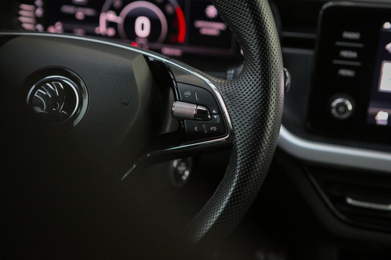 Skoda SCALA 1.0 TSI Sport | Schaalstoelen | Cruise | Carplay |