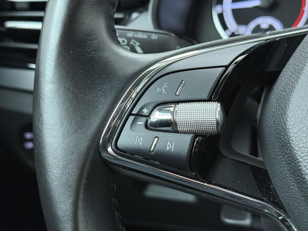 Skoda SCALA 1.0 TSI Ambition | 110 PK | LED verlichting | Cruise control | Apple Carplay/Android Auto |