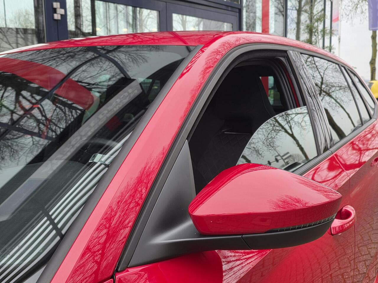 Skoda SCALA 1.0 TSI Sport Business AUTOMAAT | Apple carplay | Cruise Control | Parkeersensoren | Licht metalen velgen