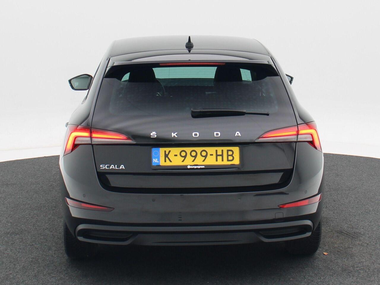 Skoda SCALA 1.0 TSi 115 Pk Ambition | Cruise Control | Airco | Parkeersensoren | Carplay | 16 Inch | 92.361 Km!!