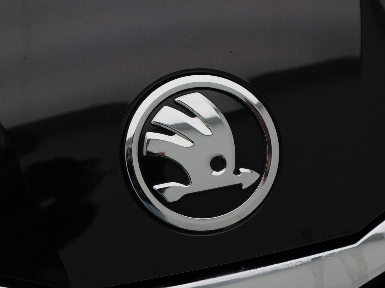 Skoda SCALA 1.0 TSi 115 Pk Ambition | Cruise Control | Airco | Parkeersensoren | Carplay | 16 Inch | 92.361 Km!!