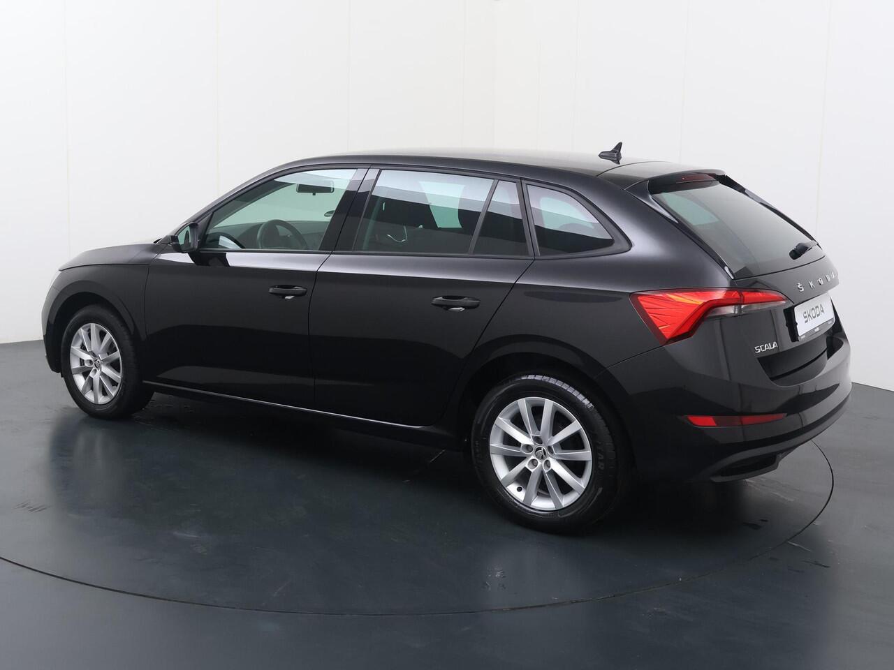 Skoda SCALA 1.0 TSI Ambition | 110 PK | Cruise control | Airco | Apple Carplay/Android Auto |