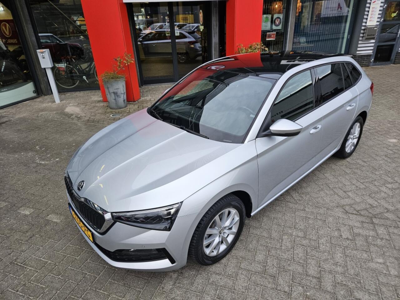 Skoda SCALA 1.0 TSI Sport Bns I Stoelverw I Airco I Pano