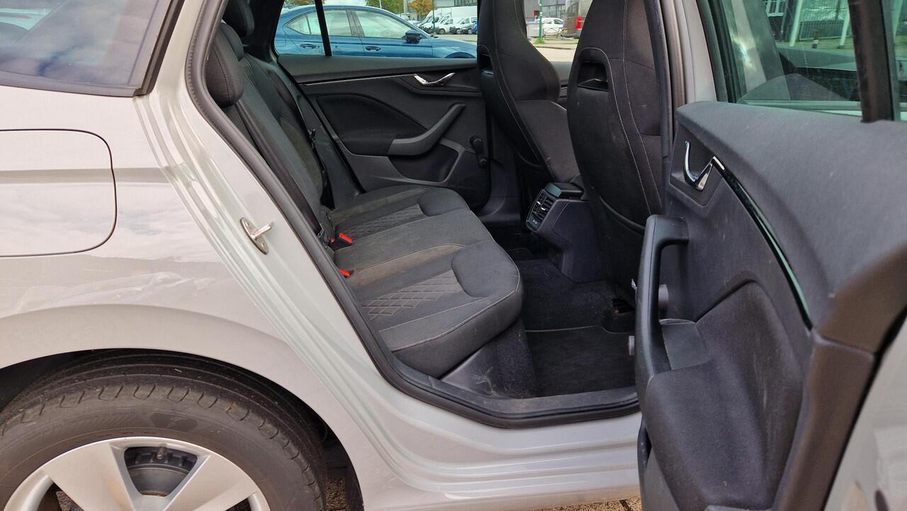 Skoda SCALA 1.0 TSI Sport Business