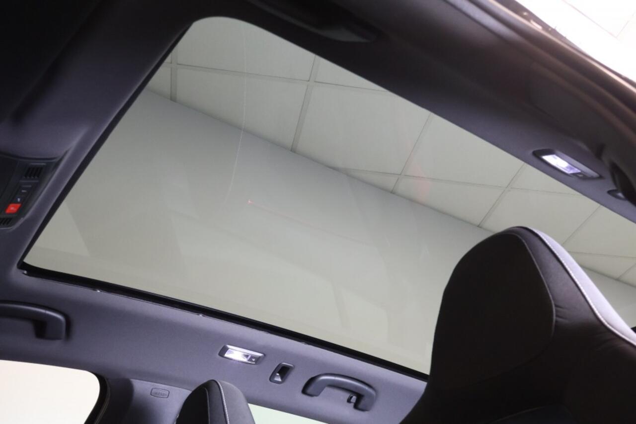 Skoda SCALA 1.5 TSI DSG 150pk Monte Carlo - Panoramadak - Digitaal dashboard