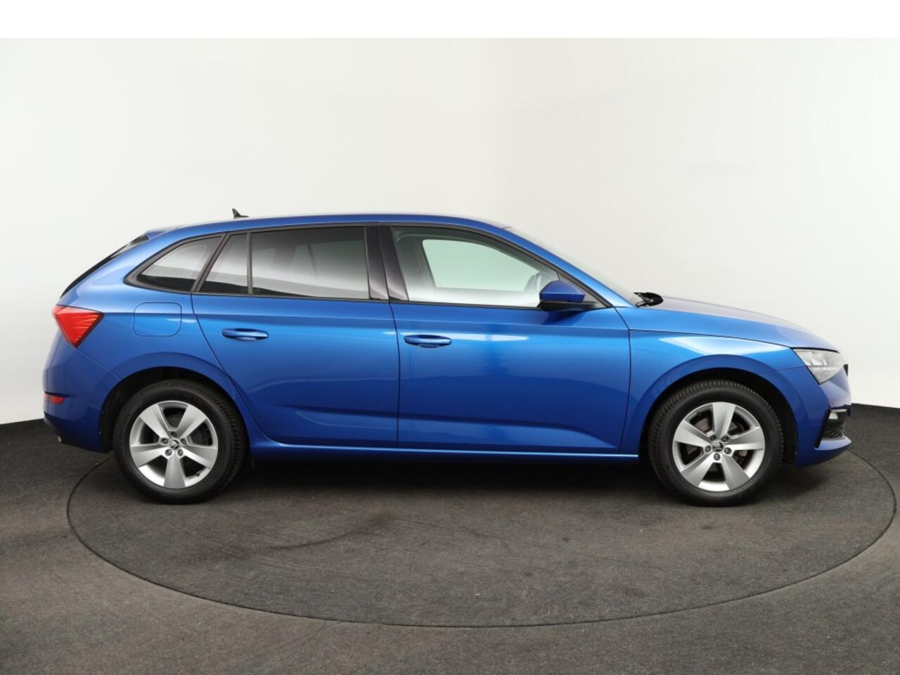 Skoda SCALA 1.0 TSI Ambition | DSG o CarPlay o Trekhaak o Parkeersensoren