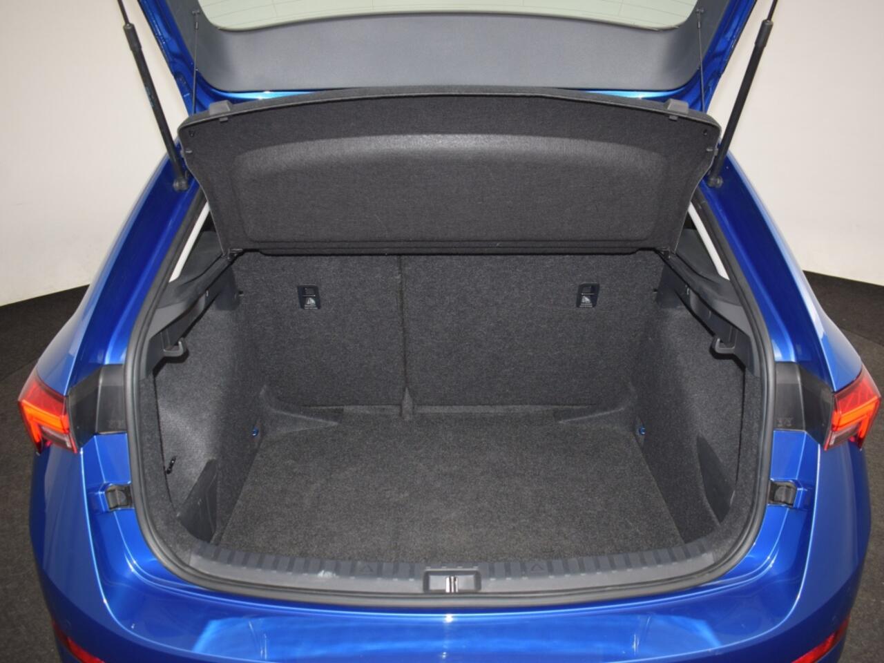 Skoda SCALA 1.0 TSI Ambition | DSG o CarPlay o Trekhaak o Parkeersensoren