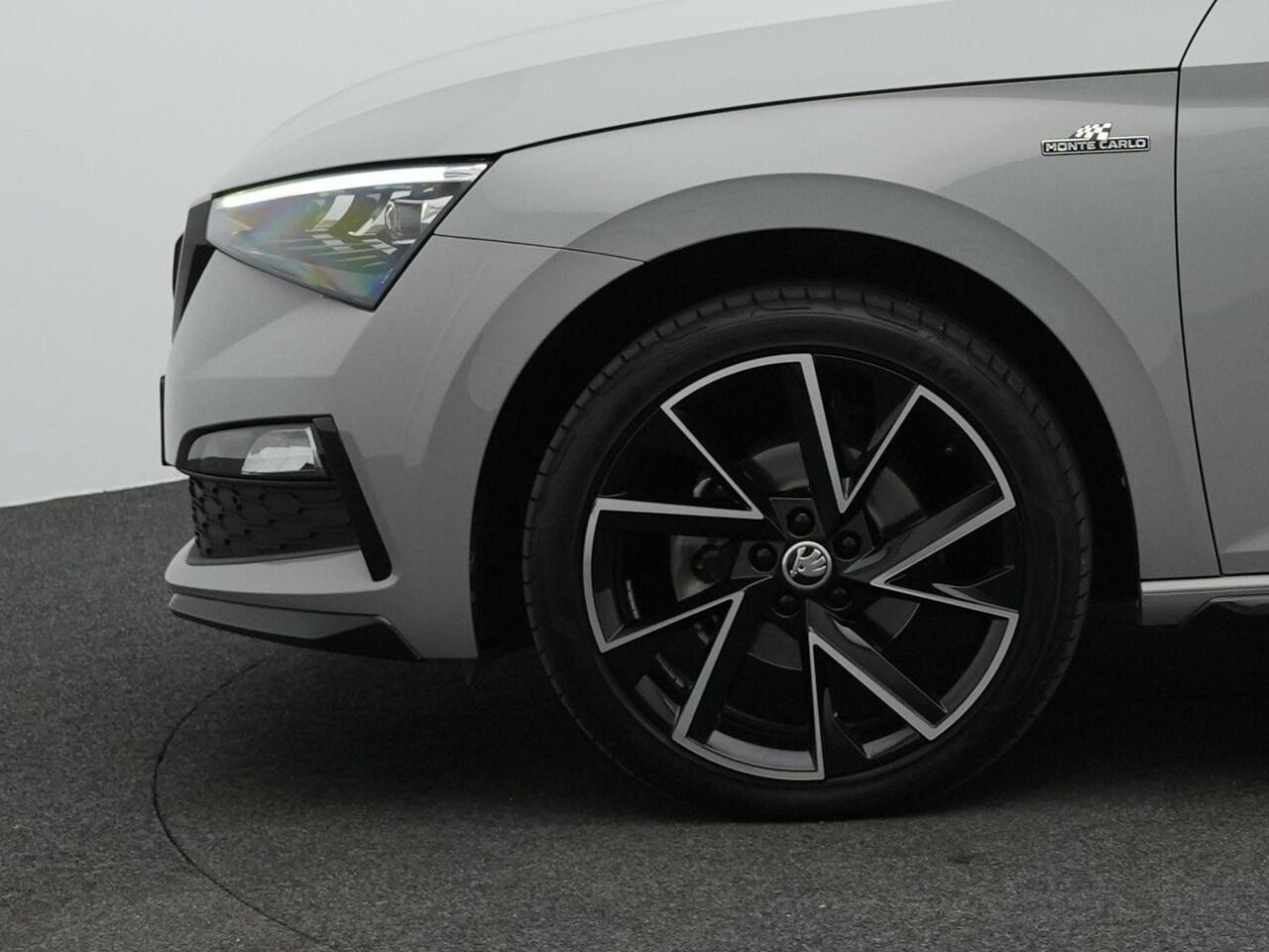 Skoda SCALA 1.5 TSI 150 pk DSG Monte Carlo | Panoramadak | Achteruitrijcamera | Carplay