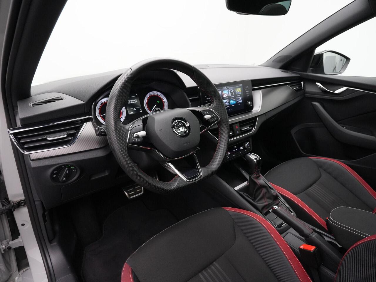 Skoda SCALA 1.5 TSI 150 pk DSG Monte Carlo | Panoramadak | Achteruitrijcamera | Carplay