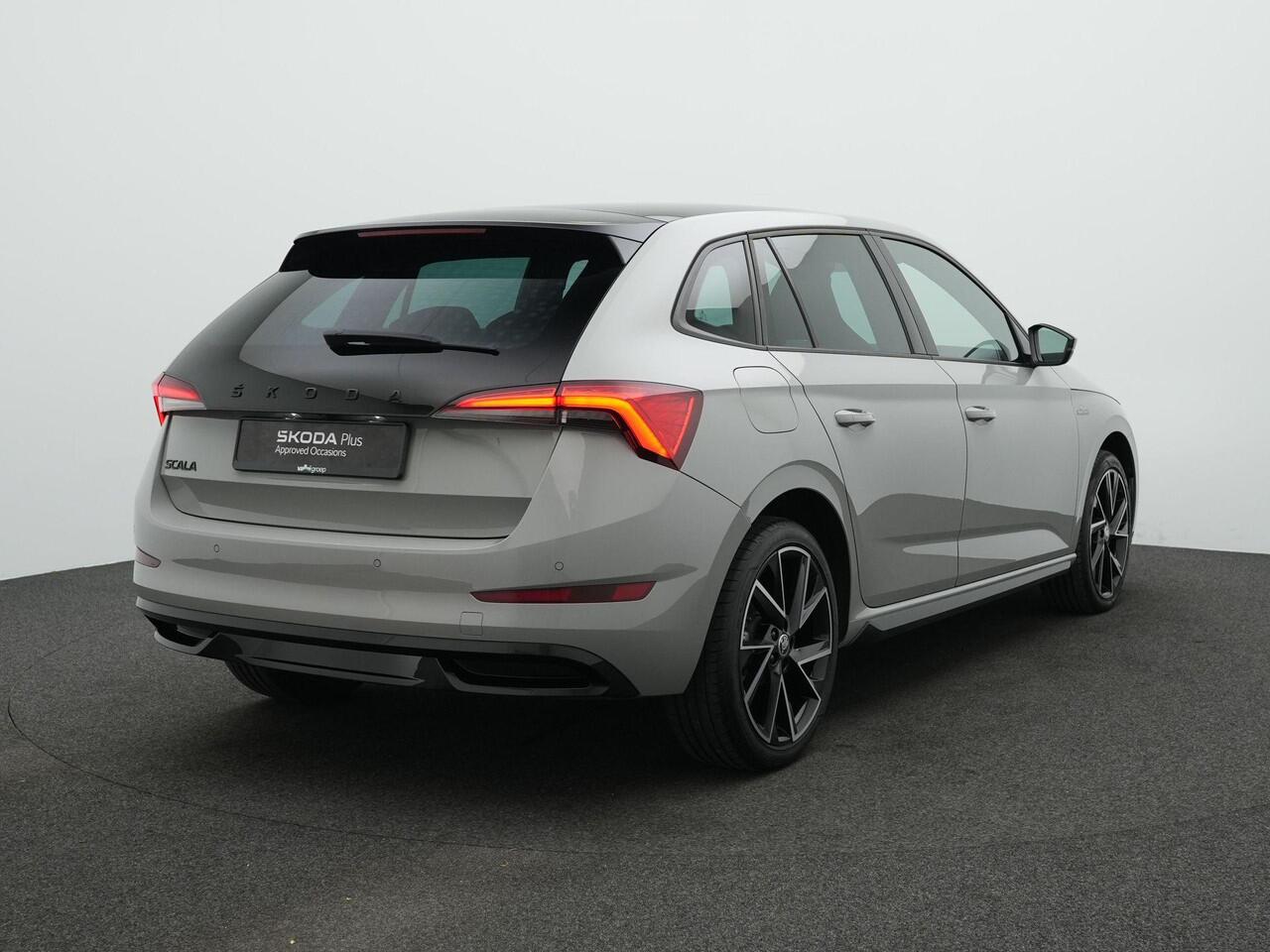 Skoda SCALA 1.5 TSI 150 pk DSG Monte Carlo | Panoramadak | Achteruitrijcamera | Carplay