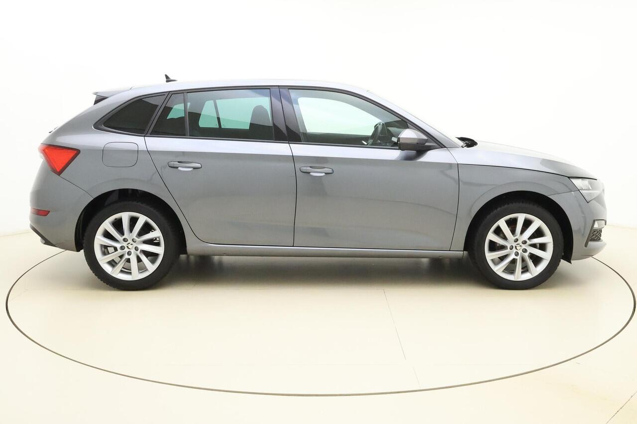 Skoda SCALA 1.0 TSI Sport Business Automaat | Digitale cockpit | Navi | Lichtmetalen velgen | Sportstoelen | LED verlichting | Parkeersensoren