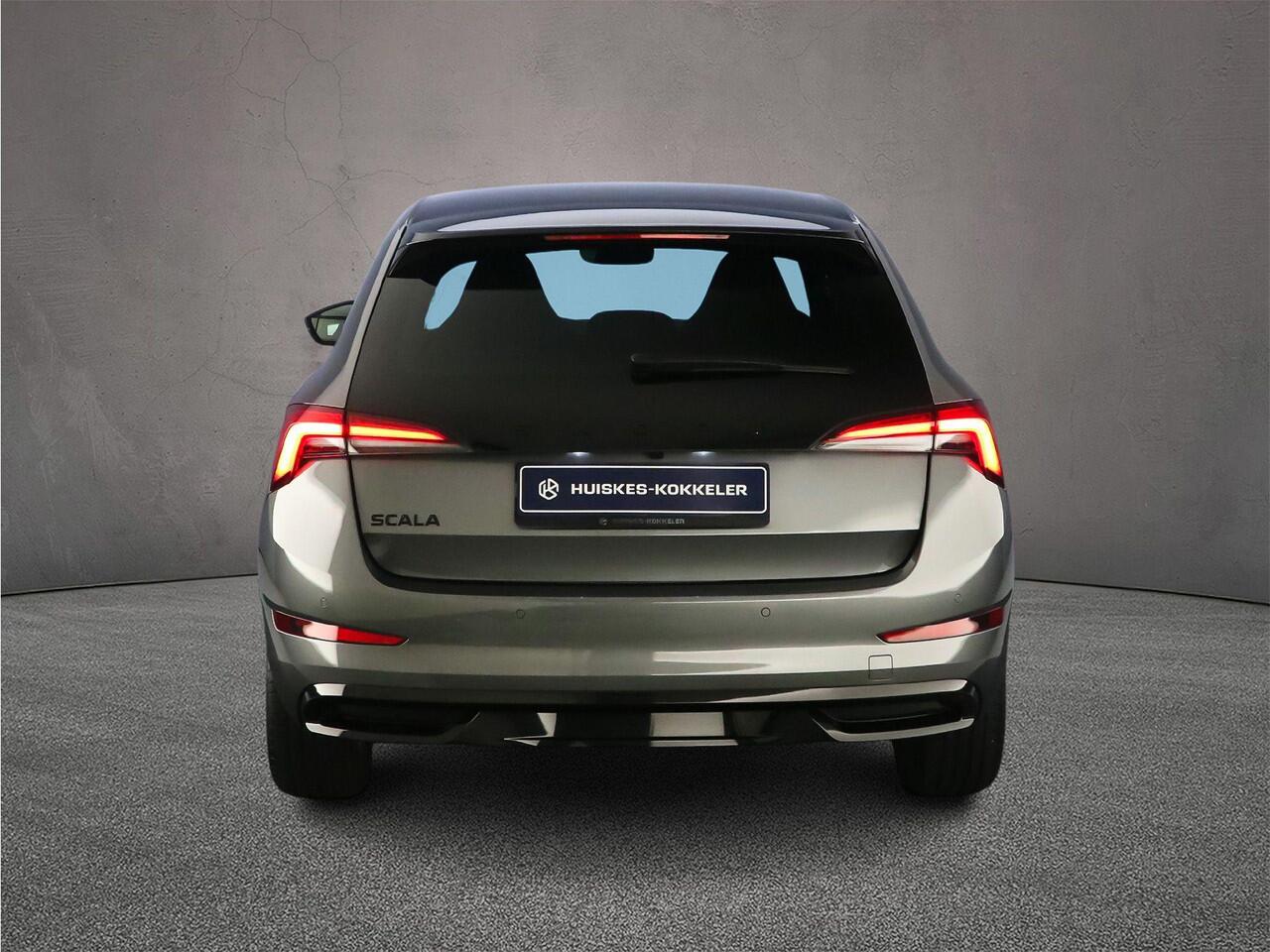 Skoda SCALA Monte Carlo 1.0 TSI 115pk DSG Automaat Panoramadak, Achteruitrijcamera, Cruise control, Stoelverwarming, App connect, LED koplampen, Airco, DAB, Parkeersensoren