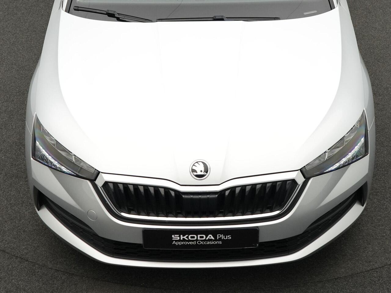 Skoda SCALA 1.0 TSI 95 pk Active | Carplay | Cruise Control | LED voor/achter | Trekhaakvoorbereiding