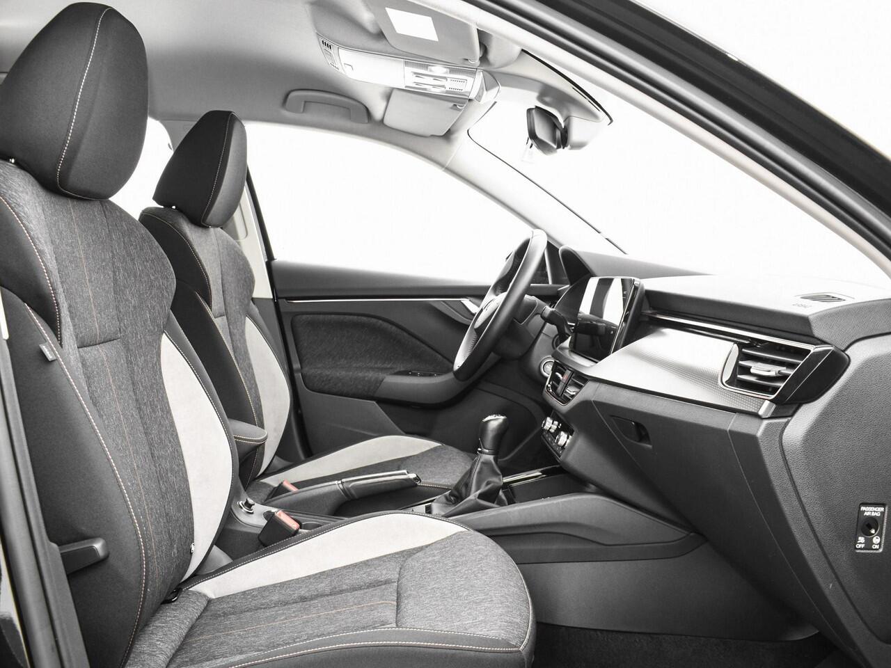 Skoda SCALA 1.0 TSI 110pk Business Edition · Apple/Android Car Play · Navigatie · Stoelverwarming · P-Sensoren · Draadloos Opladen · 17 Inch · Garantie t/m 10-08-2027 of 100.000km