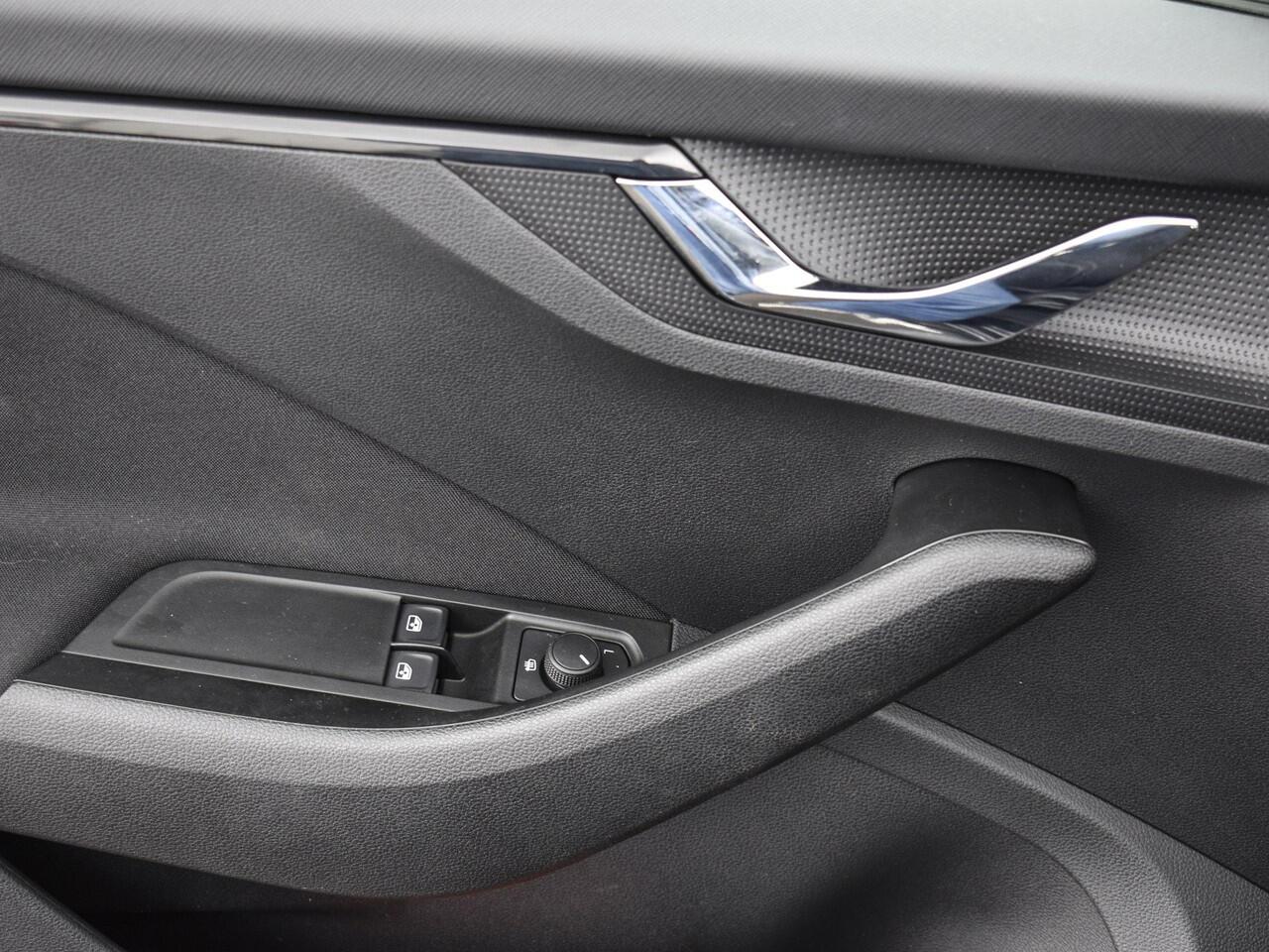 Skoda SCALA 1.0 TSI 110pk Ambition · Apple/Android Car Play · Airco · Cruise Control · DAB · 16'' Inch · Garantie t/m 12-05-2027 of 100.000km