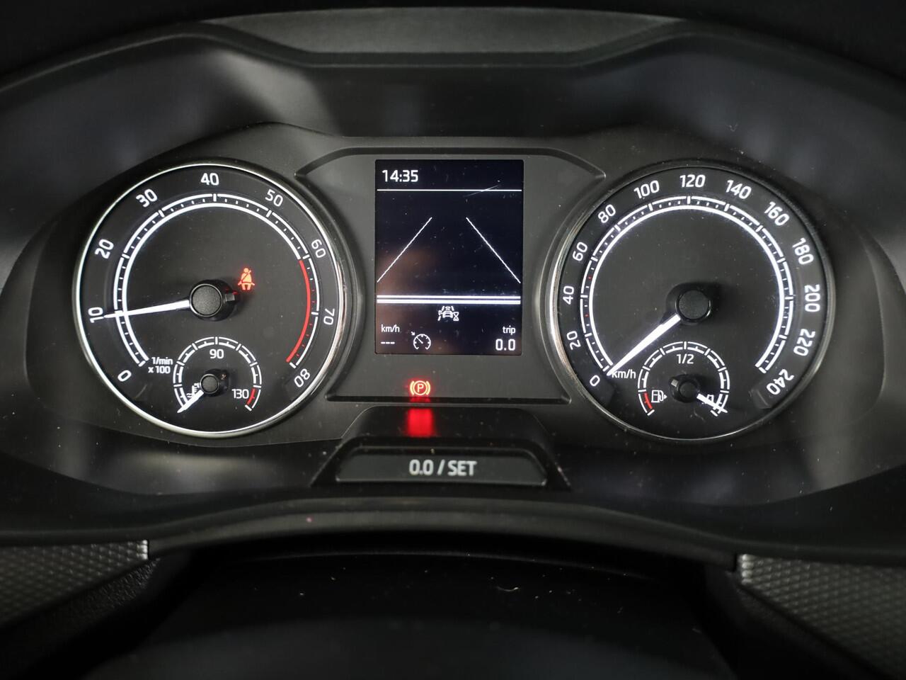 Skoda SCALA 1.0 TSI Ambition 110pk | Navigatie via App | lichtmetalen velgen | Parkeercamera | Cruise controle