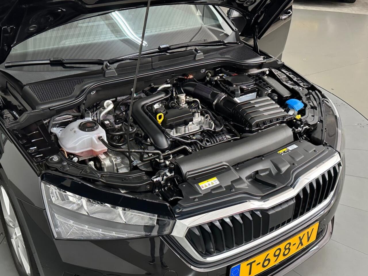 Skoda SCALA 1.0 TSI SPORT BNS NAVI PDC V+A