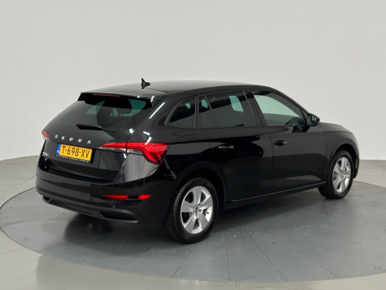 Skoda SCALA 1.0 TSI SPORT BNS NAVI PDC V+A