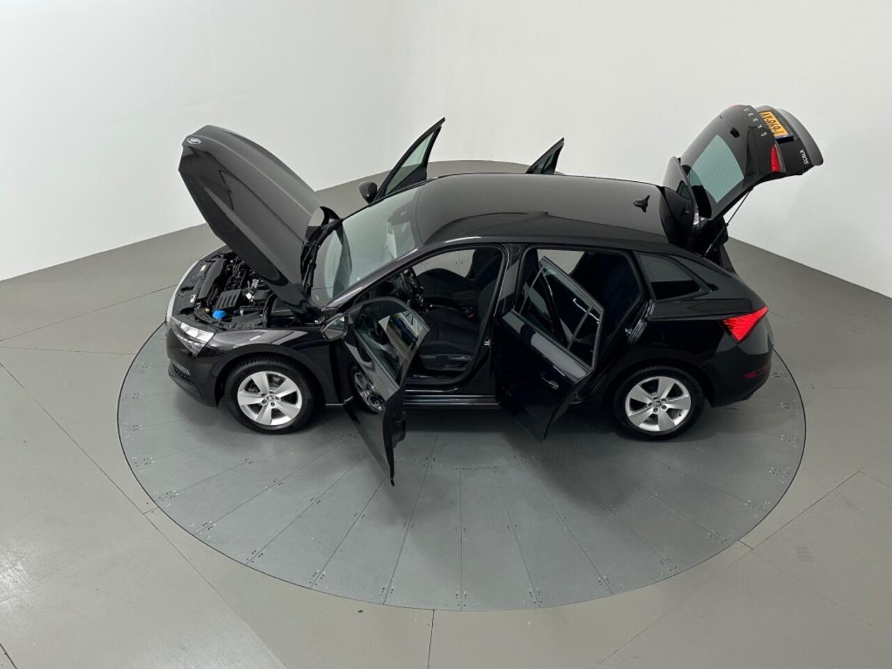 Skoda SCALA 1.0 TSI SPORT BNS NAVI PDC V+A