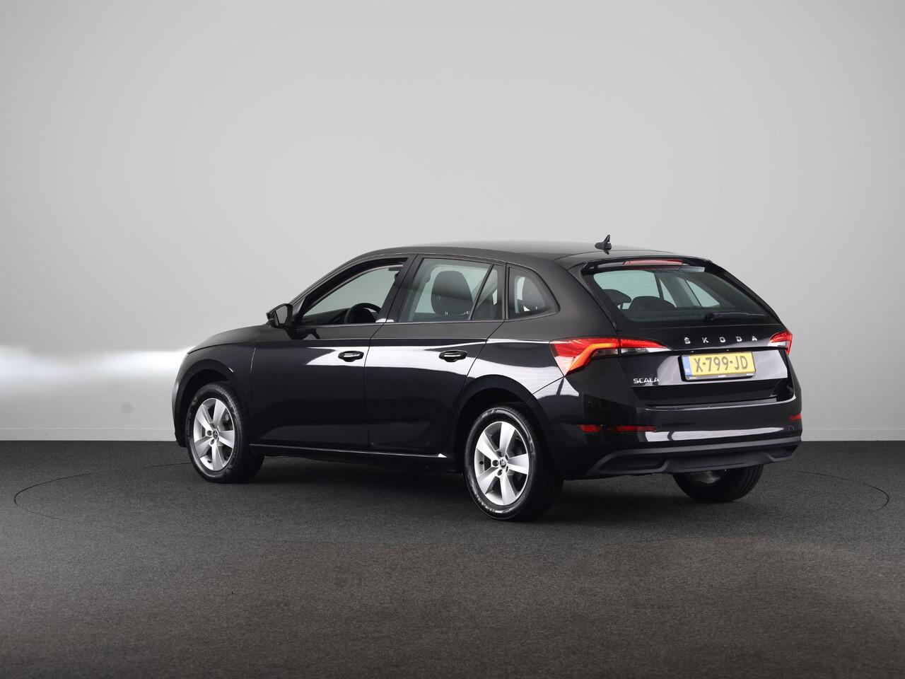 Skoda SCALA 1.0 TSI Ambition 110pk | Verlengde garantie | Navigatie via app | Cruise controle | Airconditioning | 16 inch Lichtmetalen velgen |