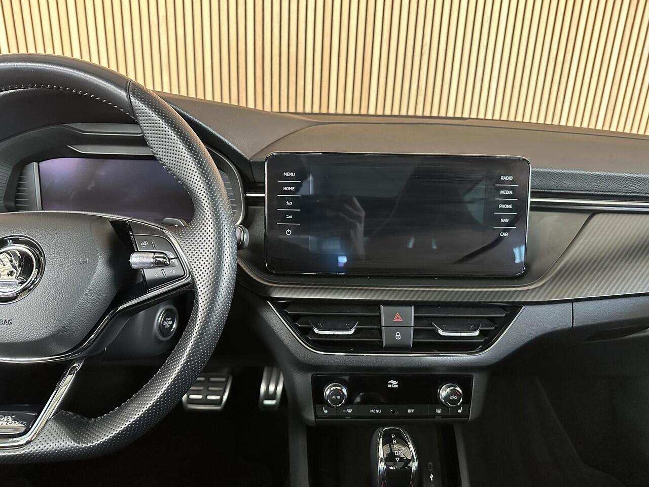 Skoda SCALA 1.5 TSI Monte Carlo Panorama dak | Stoelverwarming | Sportstoelen | Carplay