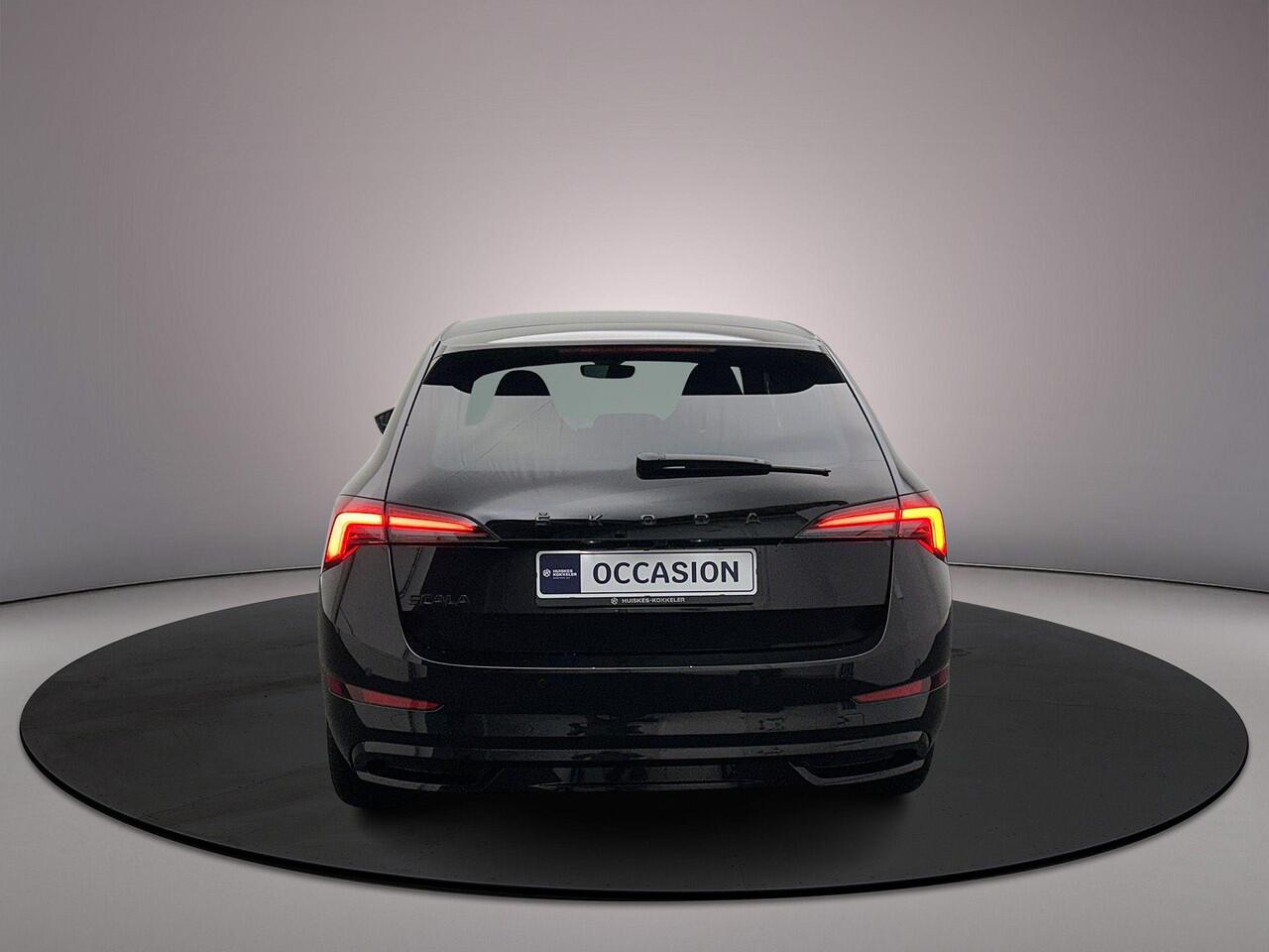 Skoda SCALA Monte Carlo 1.5 TSI 150pk DSG Automaat Panoramadak, Achteruitrijcamera, Navigatie, Stoelverwarming, Cruise control, Airco, App connect, Parkeersensoren, LED verlichting