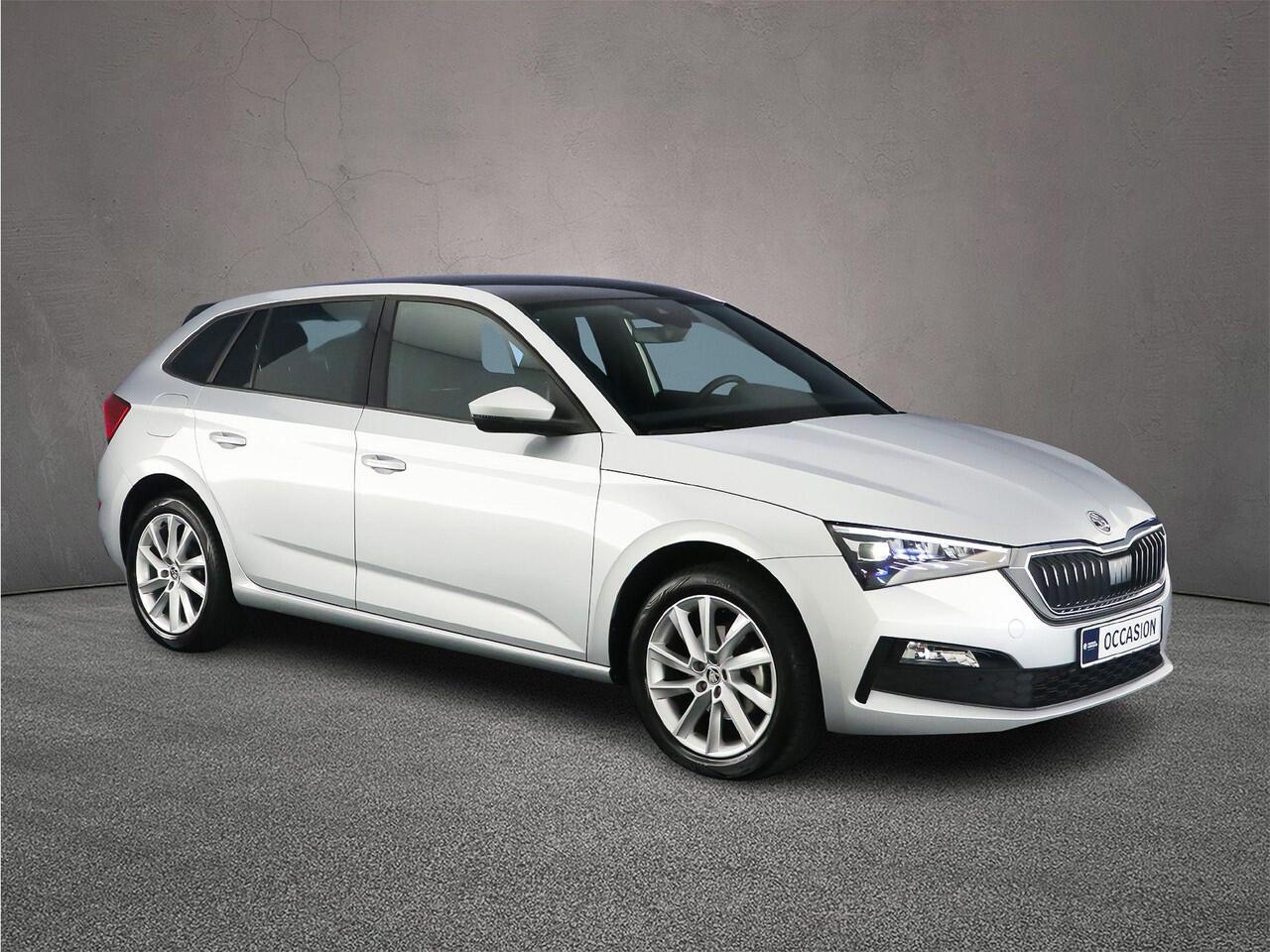 Skoda SCALA Sport Business 1.0 TSI 110pk DSG Automaat Panoramadak, Achteruitrijcamera, Cruise control, App connect, LED koplampen, Parkeersensor achter, Airco, DAB, Radio