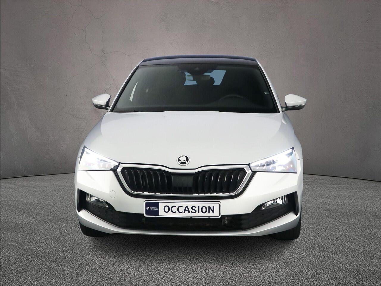 Skoda SCALA Sport Business 1.0 TSI 110pk DSG Automaat Panoramadak, Achteruitrijcamera, Cruise control, App connect, LED koplampen, Parkeersensor achter, Airco, DAB, Radio