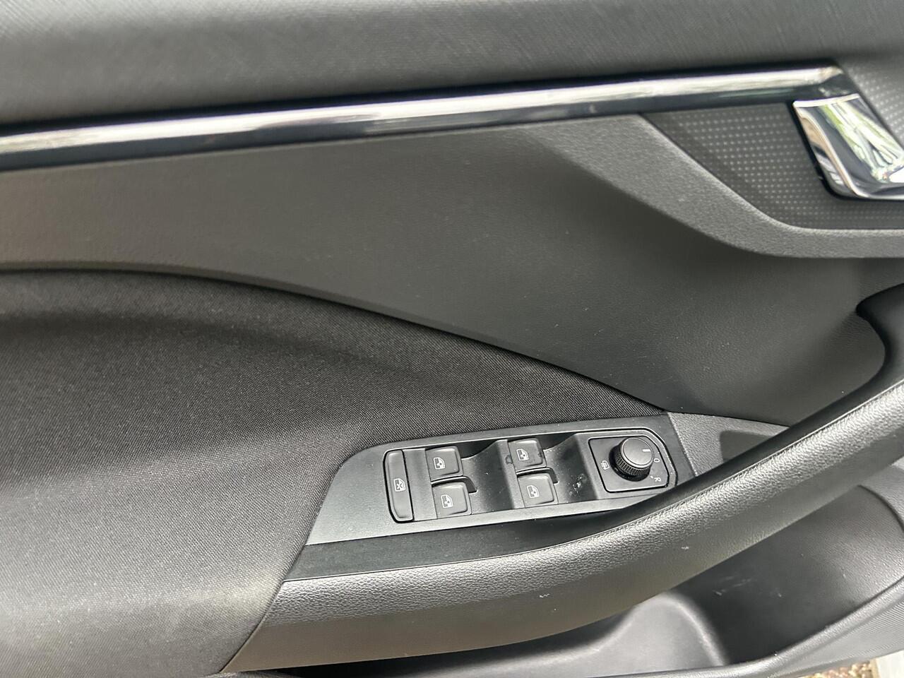 Skoda SCALA 1.0 TSI Ambition | Climate control | Privacy | Carplay |