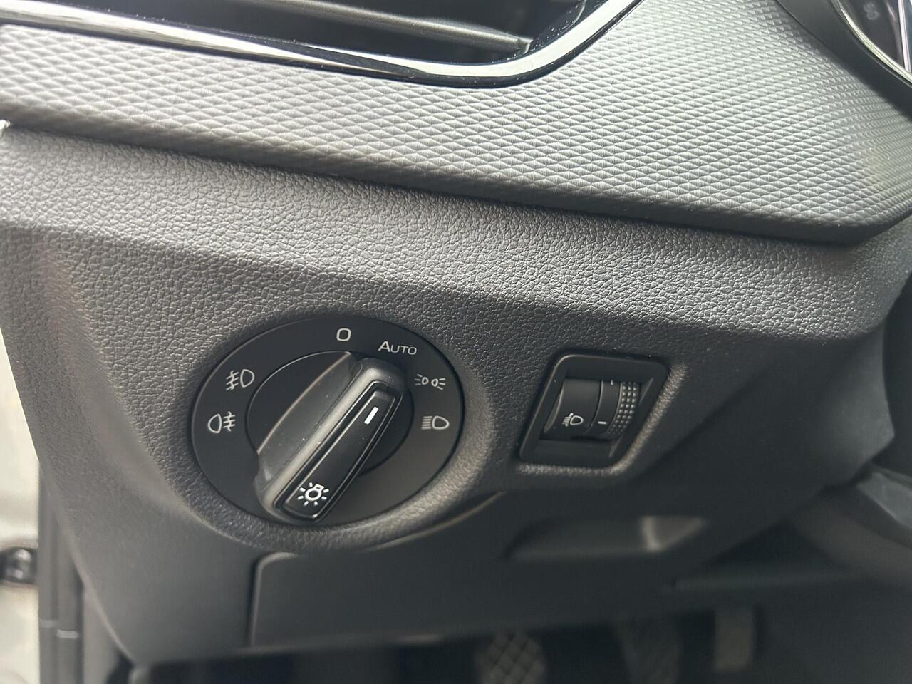 Skoda SCALA 1.0 TSI Ambition | Climate control | Privacy | Carplay |