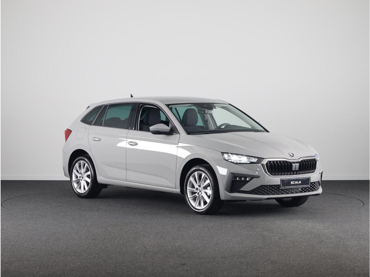 Skoda SCALA Selection 1.0 TSI 115 pk 6 versn. Hand | 17 inch | Apple Carplay | Climate Control | Cruise Control | Emotion pakket |