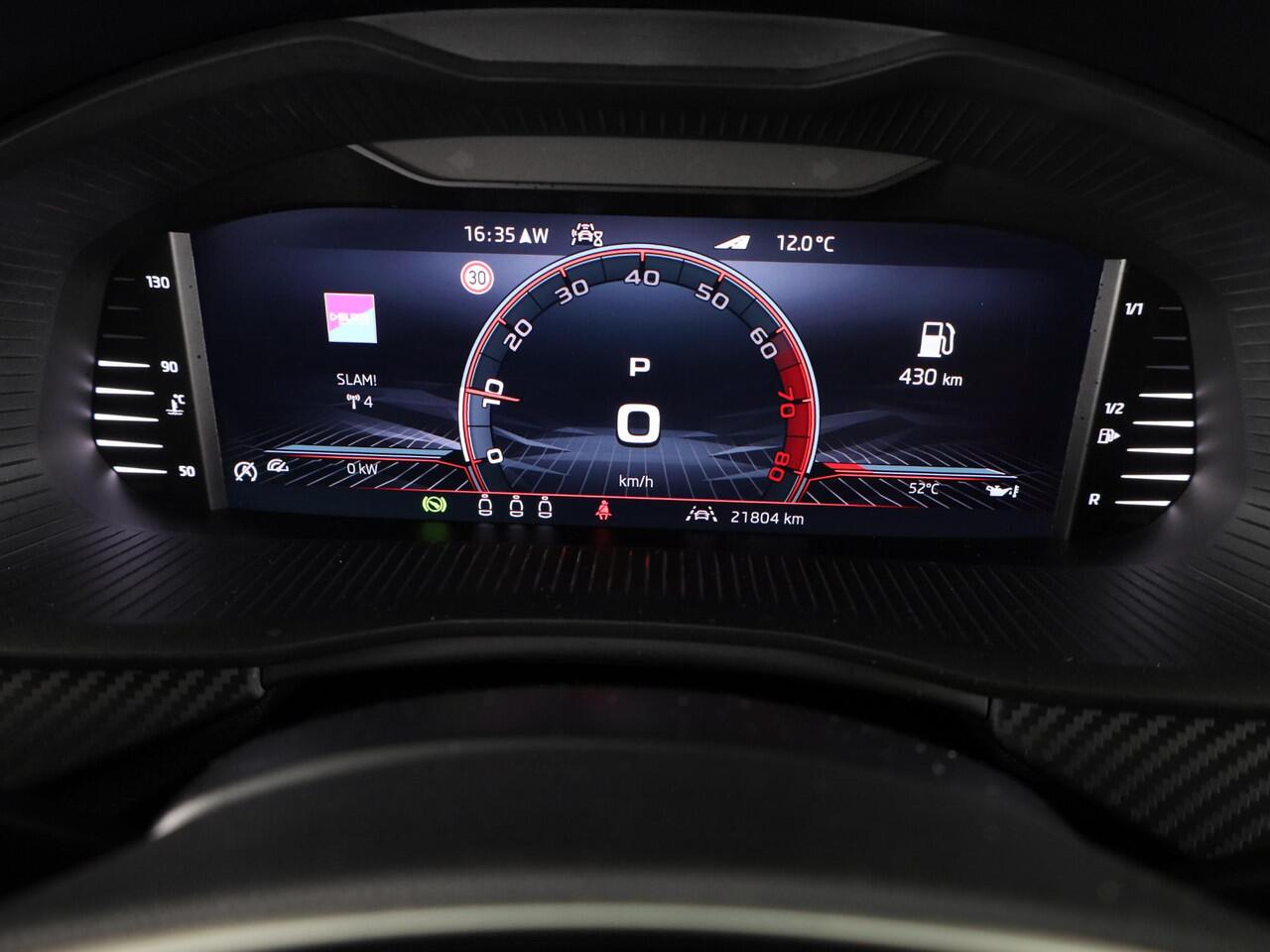 Skoda SCALA Monte Carlo 1.0 TSI 115 pk 7 versn. DSG | Private lease vanaf 619,-- | Panoramadak | Winter pakket | Parkeercamera