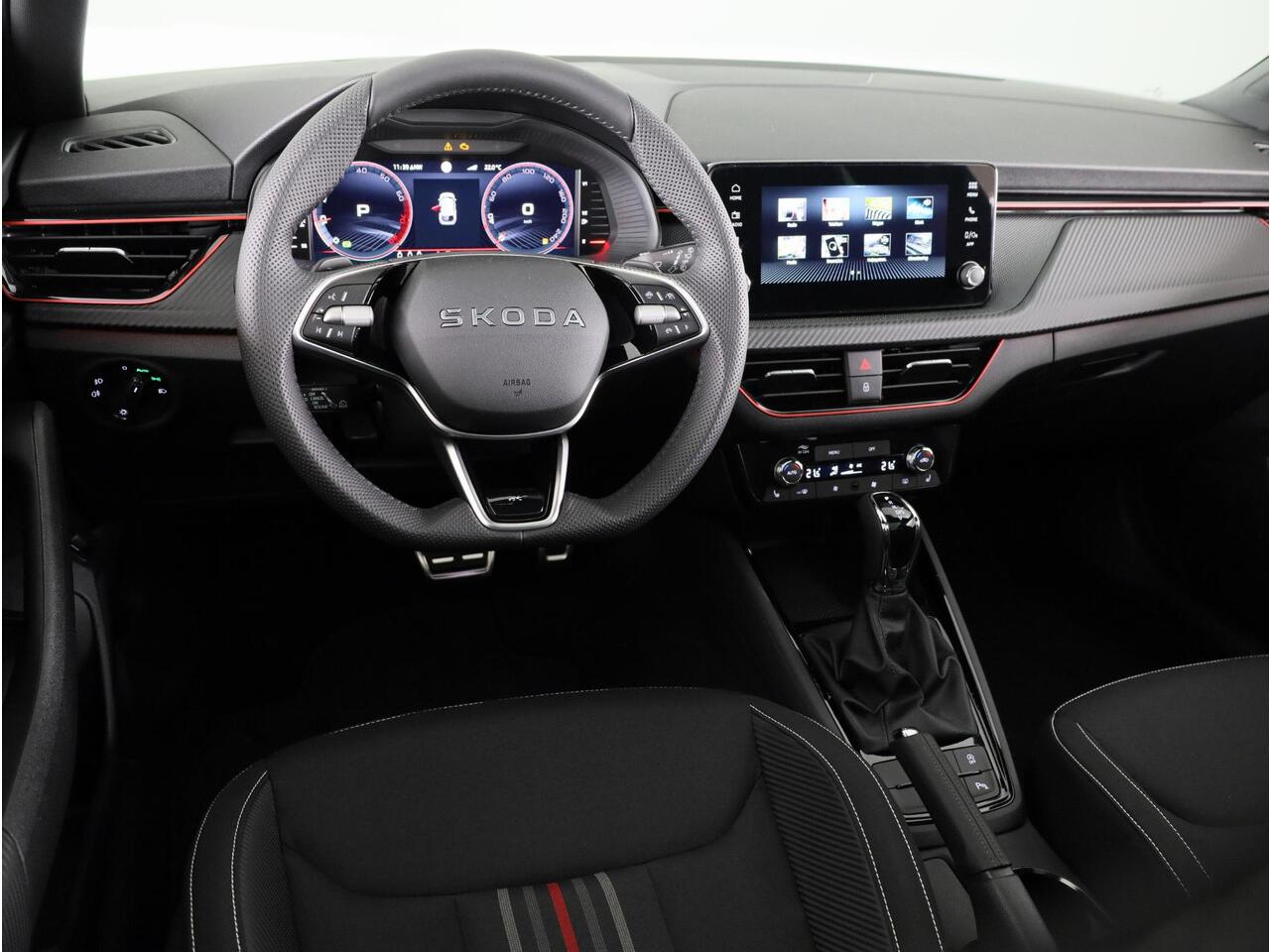 Skoda SCALA Monte Carlo 1.0 TSI 115 pk 7 versn. DSG | Travel assist plus | Winter pakket | 18 inch lichtmetalen velgen