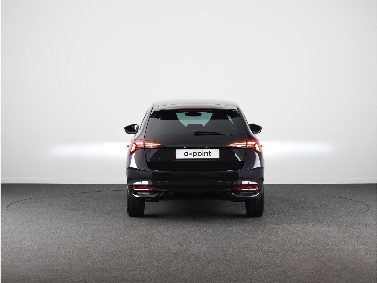 Skoda SCALA Monte Carlo 1.0 TSI 115 pk 7 versn. DSG | Travel assist plus | Winter pakket | 18 inch lichtmetalen velgen