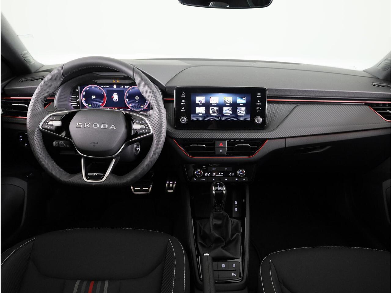 Skoda SCALA Monte Carlo 1.0 TSI 115 pk 7 versn. DSG | Travel assist plus | Winter pakket | 18 inch lichtmetalen velgen