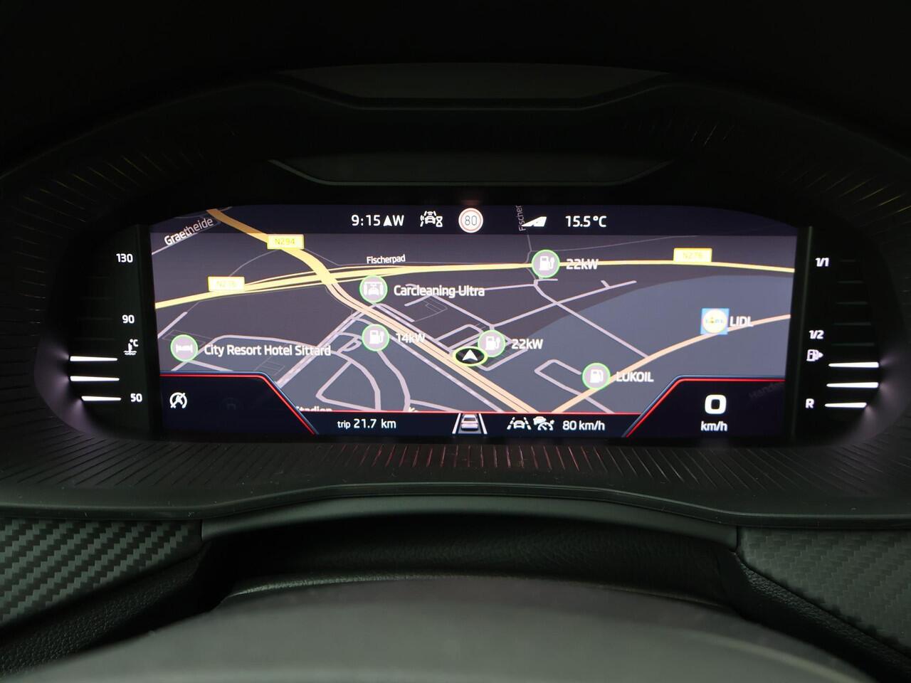 Skoda SCALA Monte Carlo 1.0 TSI 115 pk Panoramadak | Navigatie | Camera | Apple Carplay/Android Auto | Lichtmetalen velgen 18" | Climate conrol |