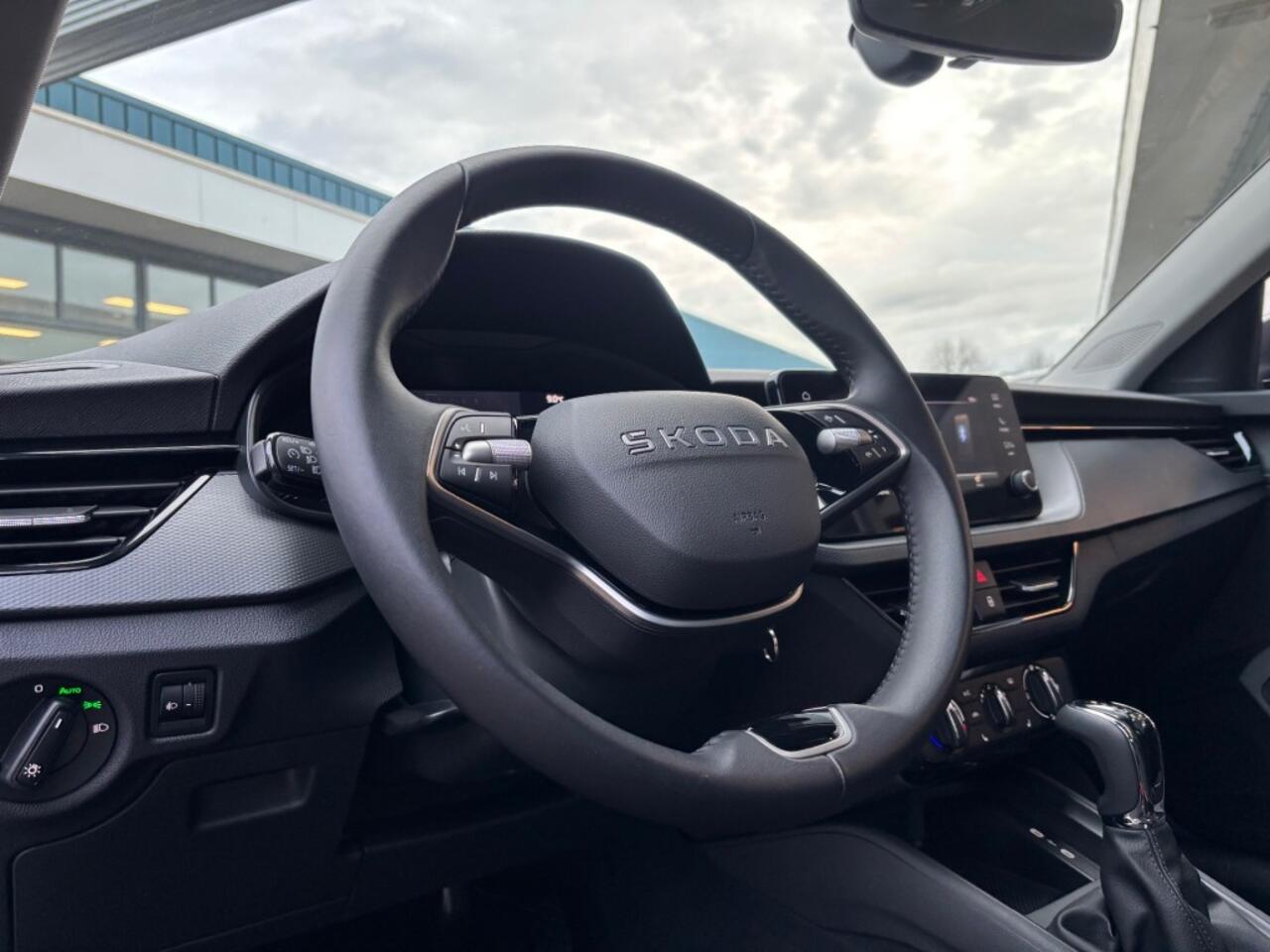 Skoda SCALA 1.0TSI AUTOMAAT AIRCO PDC STOELVW ADDCRUISE.