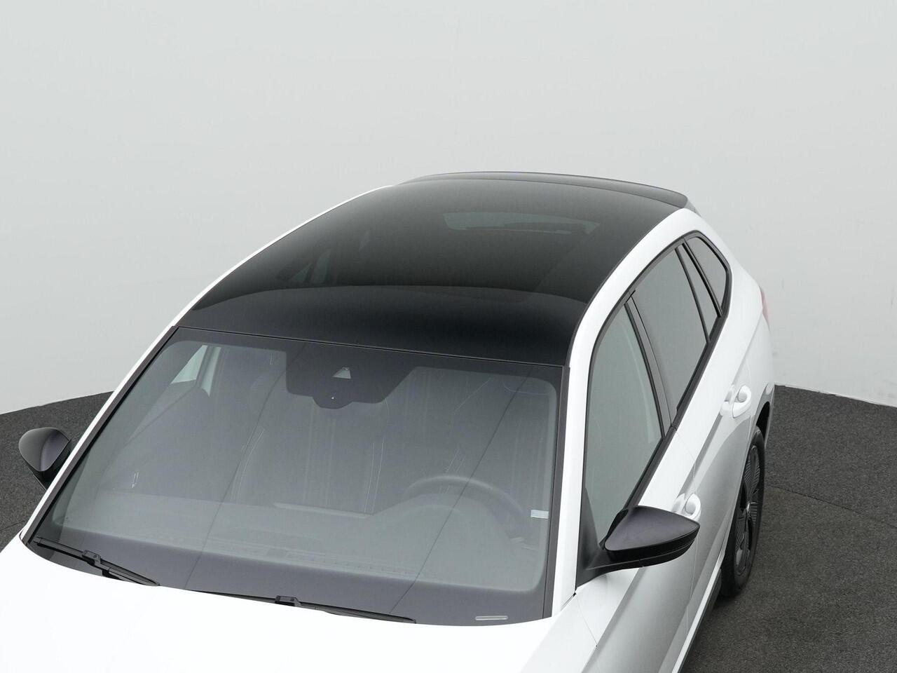 Skoda SCALA 1.0 TSI 115 pk DSG Monte Carlo | Panoramadak | Matrix LED | Achteruitrijcamera | Stoelverwarming | Carplay