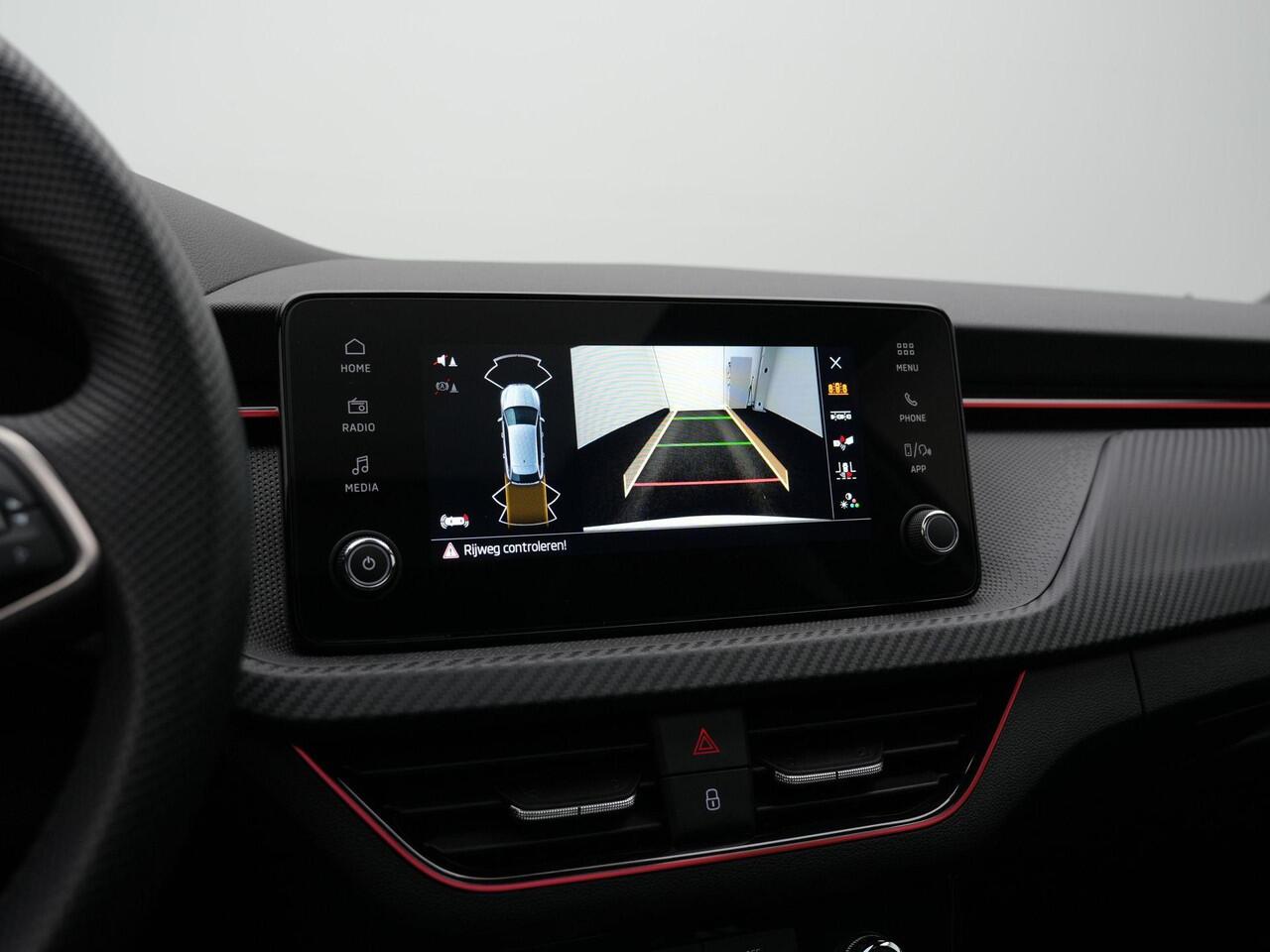 Skoda SCALA 1.0 TSI 115 pk DSG Monte Carlo | Panoramadak | Matrix LED | Achteruitrijcamera | Stoelverwarming | Carplay