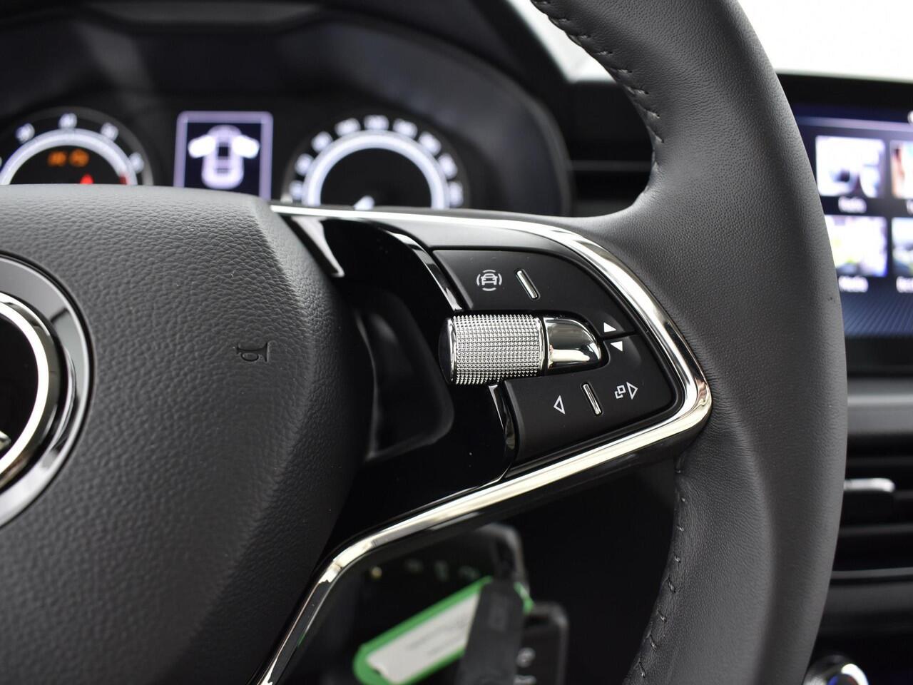 Skoda SCALA Selection 1.0 TSI 85 kW / 115 PK Hatchback 6 versn / Image pakket