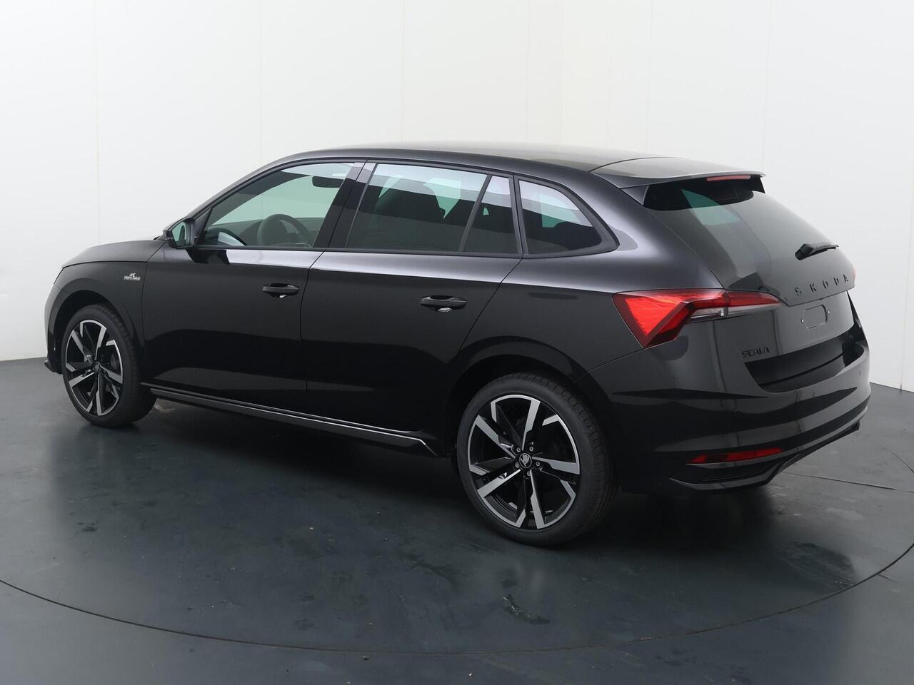 Skoda SCALA Monte Carlo 1.0 TSI 115 PK DSG | Automaat | Winterpakket | Adaptieve cruise control | 18" Lichtmetalen velgen |