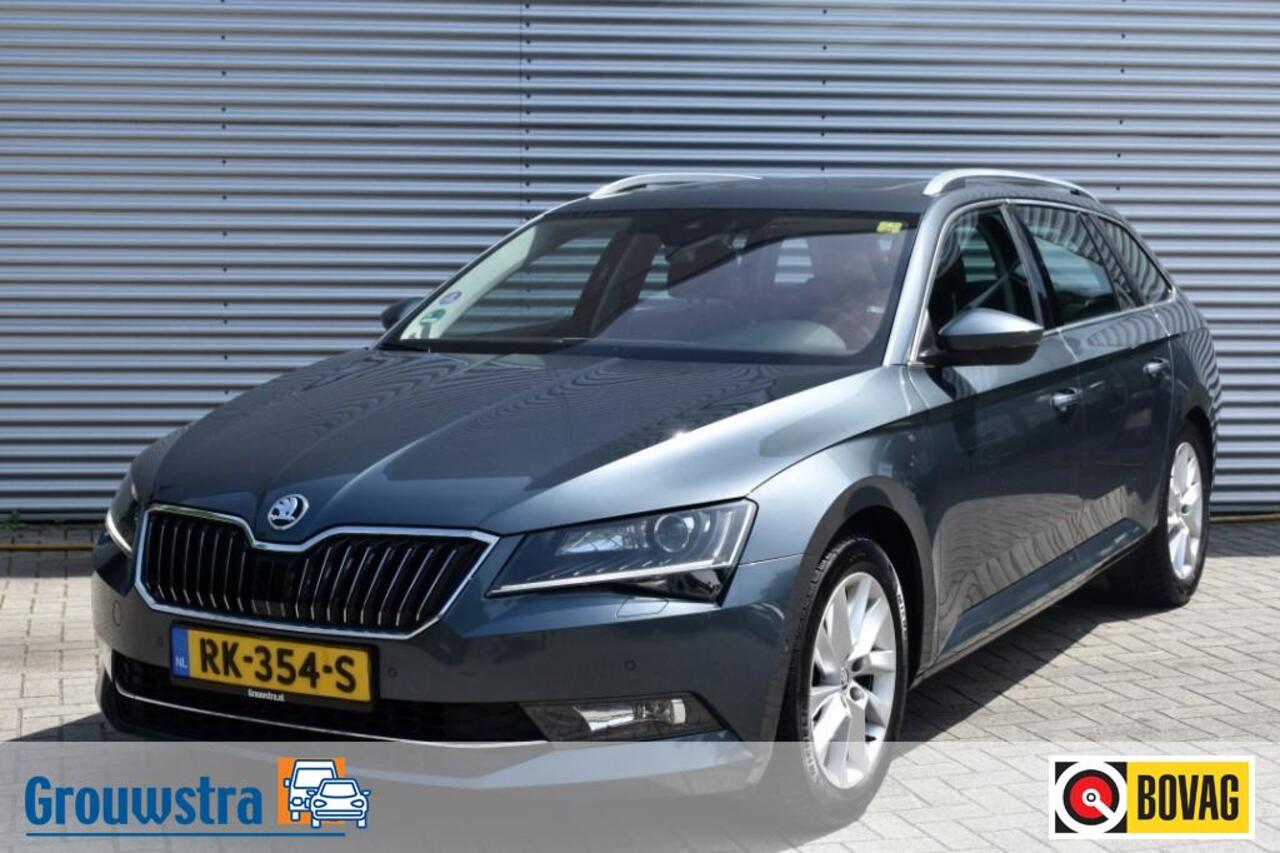 Skoda SUPERB COMBI 1.4 TSI DSG7 STYLE BUSINESS / P.DAK / EL. STOELEN / KEYLESS